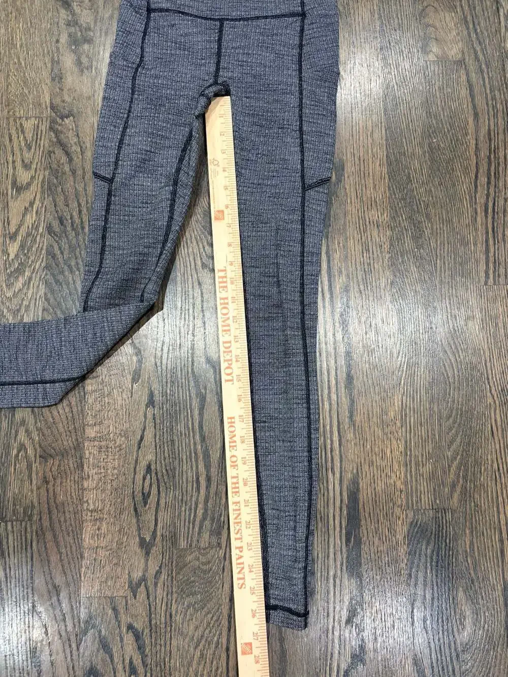 lululemon athletica leggings Size 4
